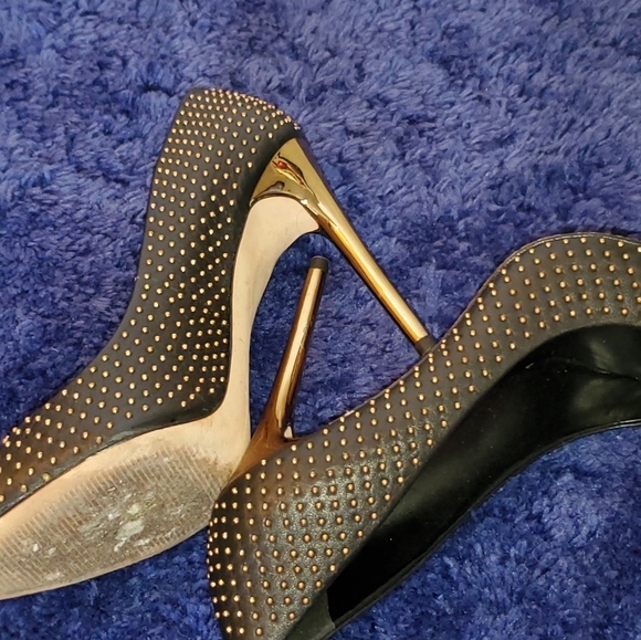 BCBG MA-ASTRED BLACK SPORT CALF HEELS - Picture 2 of 6